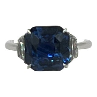 7 Carat Blue Sapphire Radiant & Cadillac Diamond 3 Stone Ring in 18k White Gold, Size 6.75 For Sale
