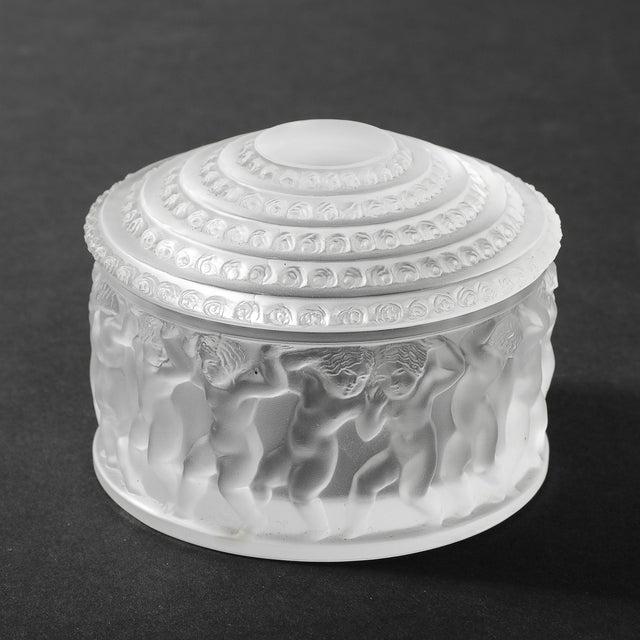 Mid-Century Modernist Crystal Les Enfants Lidded Powder Box Signed Lalique For Sale In New York - Image 6 of 18