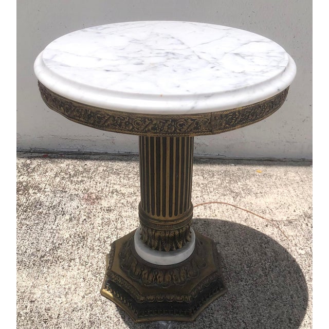 Mid-Century Modern Vintage Mid Century Italian Round Marble Side/End Accent Table For Sale - Image 3 of 12