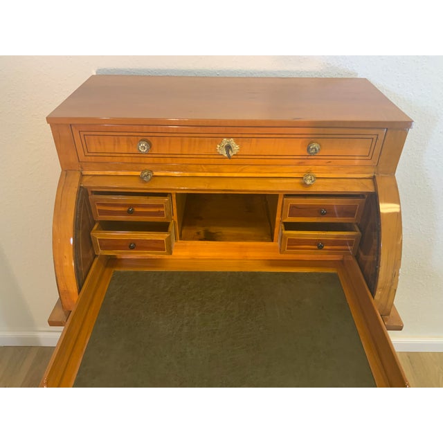 Small Ladies Secretary in Apple Wood, 1800 For Sale - Image 11 of 18