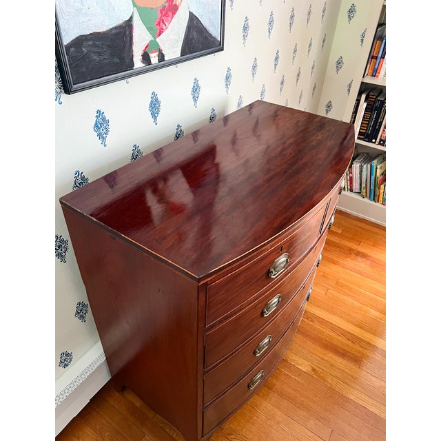 Late 18th Century Antique Late 1700s British Neoclassical Mahogany Bowfront Chest of Drawers For Sale - Image 5 of 16