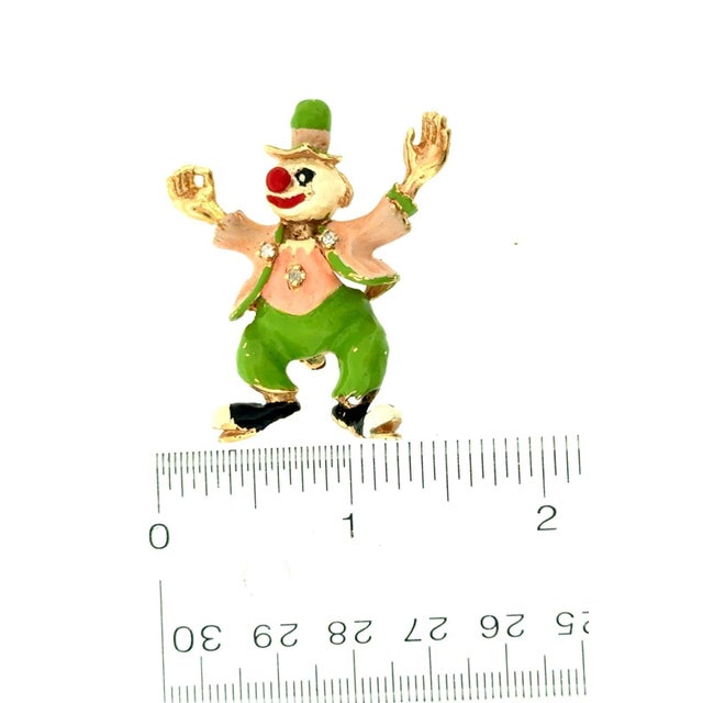 Heavy 14k Yellow Gold Enamel Clown Brooch Pin With Stone Accents - 14.8 Grams For Sale - Image 4 of 5