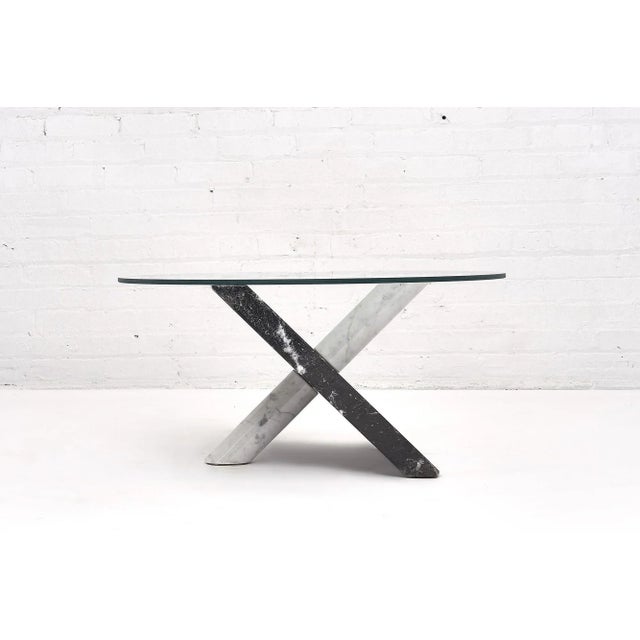 1970s Modern Italian Black and White Marble Side Table, 1970 For Sale - Image 5 of 7