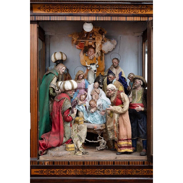 Brown Antique 19th Century Neapolitan Scarabattola with Nativity Scene from Smith For Sale - Image 8 of 9