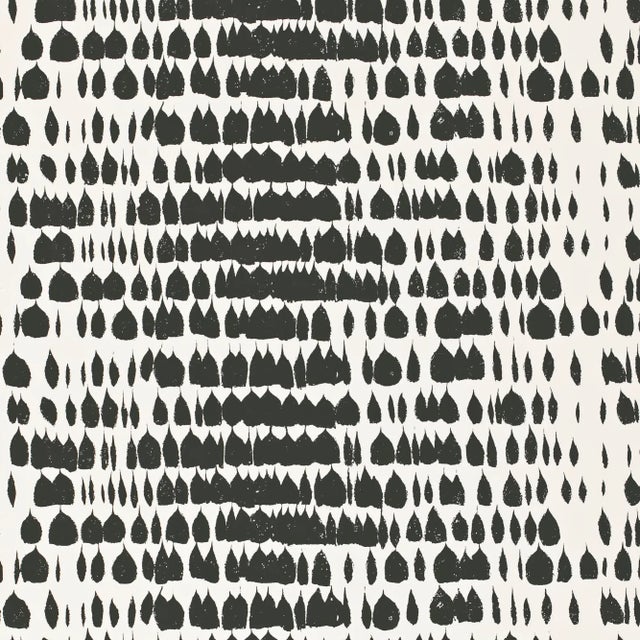 This listing is for a wallpaper sample only. If you'd like to purchase this wallpaper, please click here:...