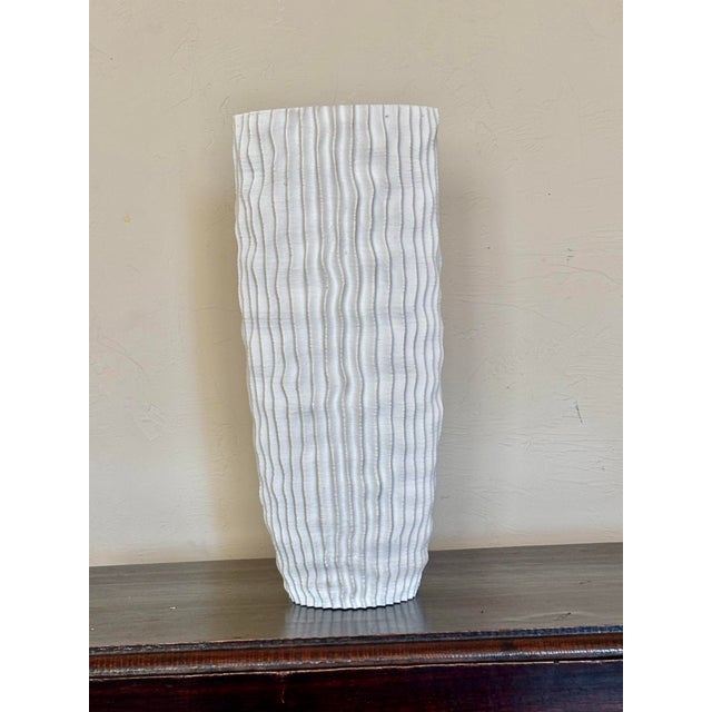 Contemporary Lily Juliet Handcrafted White Resin "Cactus" Fluted Vase For Sale - Image 3 of 4