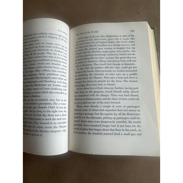 Mid-Century Modern Vintage Hg Wells War of the Worlds and Other Selected Stories Book For Sale - Image 3 of 6