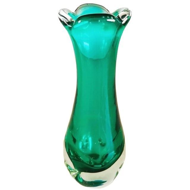 Vintage mid-century Murano Chambord vase by Fratelli Toso from the 1950s in a beautiful turquoise green. Heavy,...