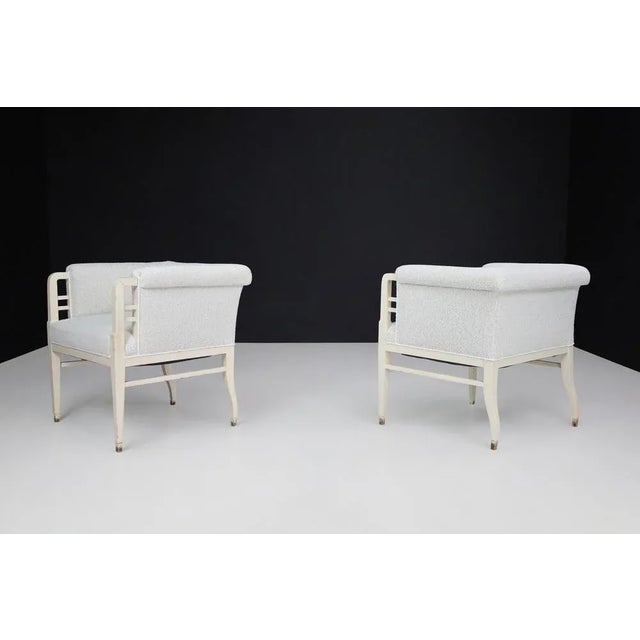 Large Art Nouveau Armchairs in Bouclé Upholstery, Austria, 1910, Set of 2 For Sale - Image 4 of 13