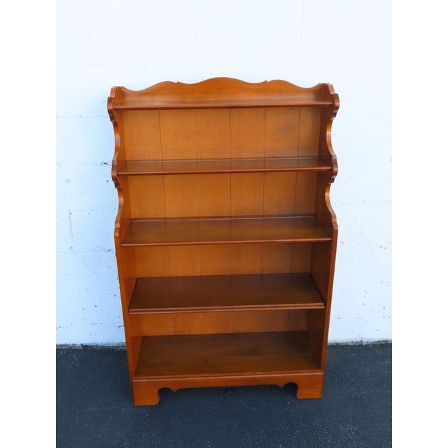 This brilliant Shelving / Bookcase is made of wood, and solid maple. The Bookcase was made by Ethan Allen and it is...