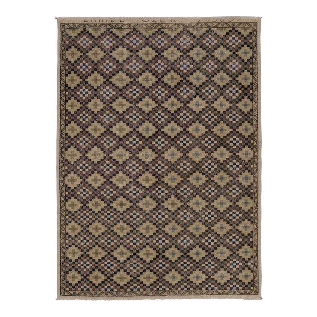Vintage Distressed Rug With Diamond Mosaic and Geometric Borders - Rug & Kilim For Sale
