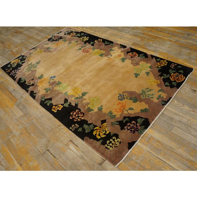 1920s Chinese Art Deco Rug by Nichols Workshop ( 4' x 6'8'' - 122 x 203 ) Chinese - Art Deco As the name implies, pieces...