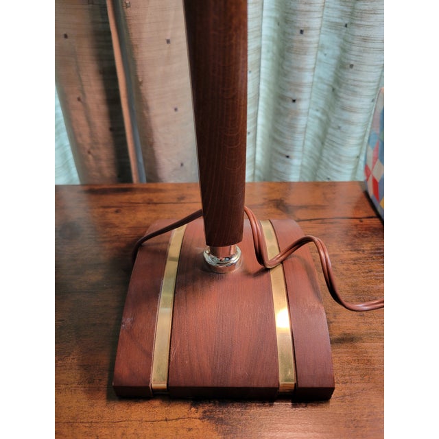 Mid-Century Modern Wood & Brass Desk/Piano Lamp For Sale - Image 6 of 12
