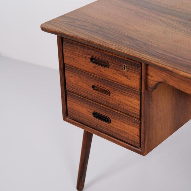 Rosewood Desk by Svend Åge Madsen for Sigurd Hansen Furniture Factory, 1960 For Sale - Image 7 of 13