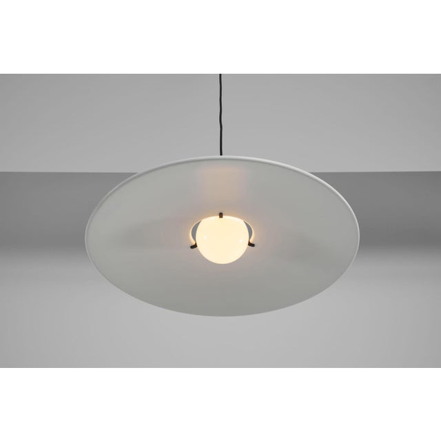 Model 2133 Hanging Light by Gino Sarfatti for Arteluce, 1972, Set of 2 For Sale - Image 6 of 13