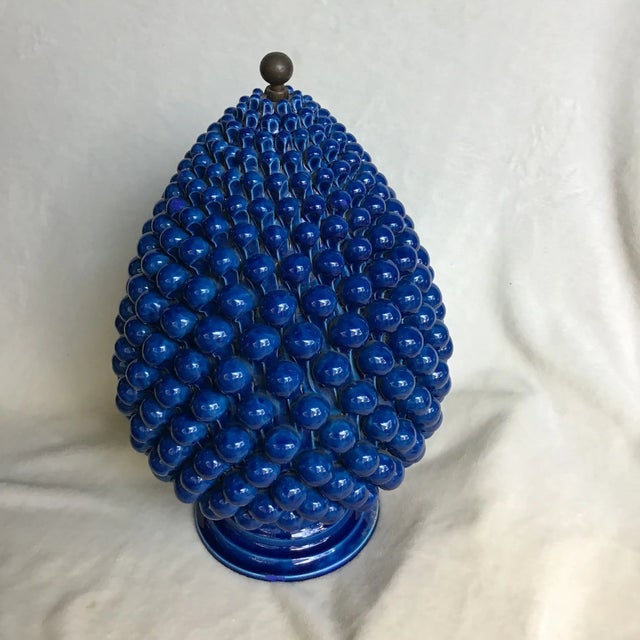 Rare find, stunning and beautiful vintage ceramic Pine cone pottery lamp by Italian artist Paul Hanson. Made in Italy....