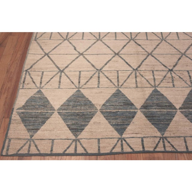 Early 21st Century Nazmiyal Collection Contemporary Central Asian Area Rug For Sale - Image 5 of 6