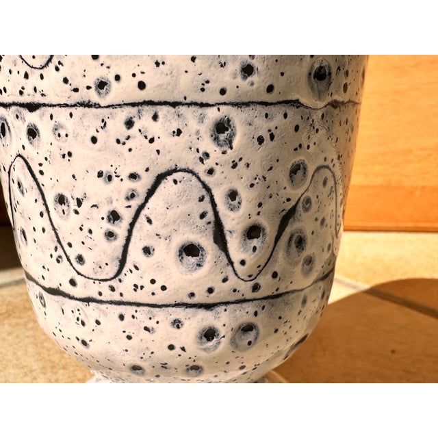 Black Ceramic Jug Vase with Crater-Like Structure and Graphic Decor, Germany / GDR, 1970s For Sale - Image 8 of 12
