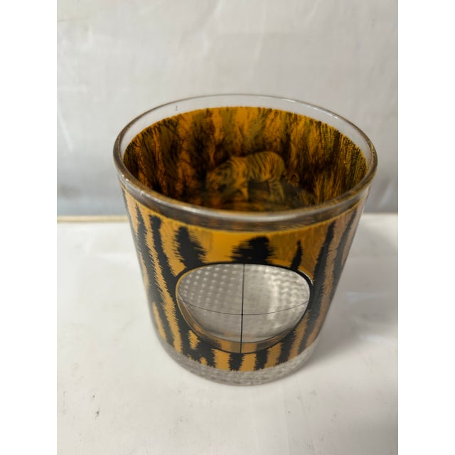 1980s Big Game Animal Print Glasses- Set of 7 For Sale In Miami - Image 6 of 8