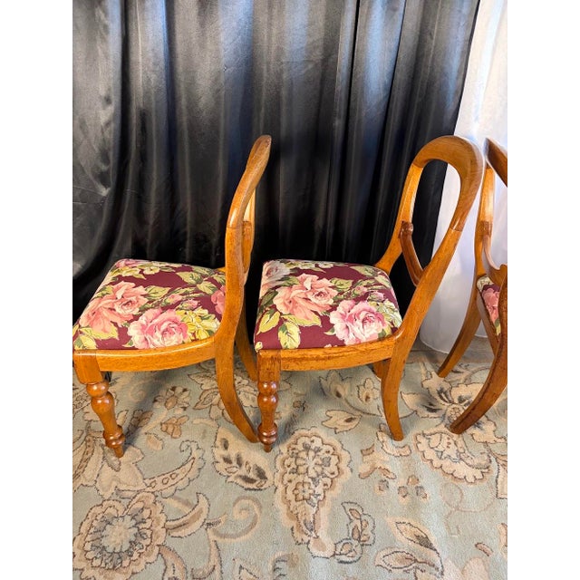 Victorian Mahogany Balloon Back Dining Chairs, Set of 4 – Floral Upholstery For Sale - Image 11 of 16