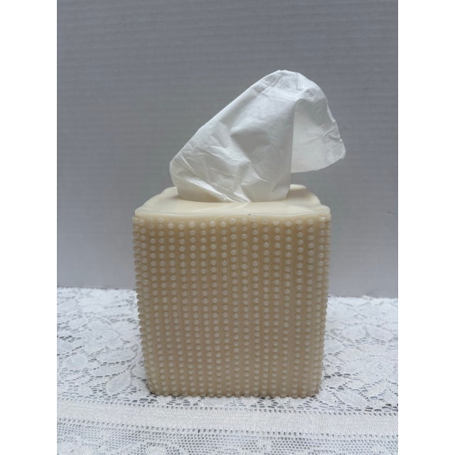 Vintage 1990s cream colored lucite boutique tissue box cover with textured hobnail design. Excellent neutral accent for...