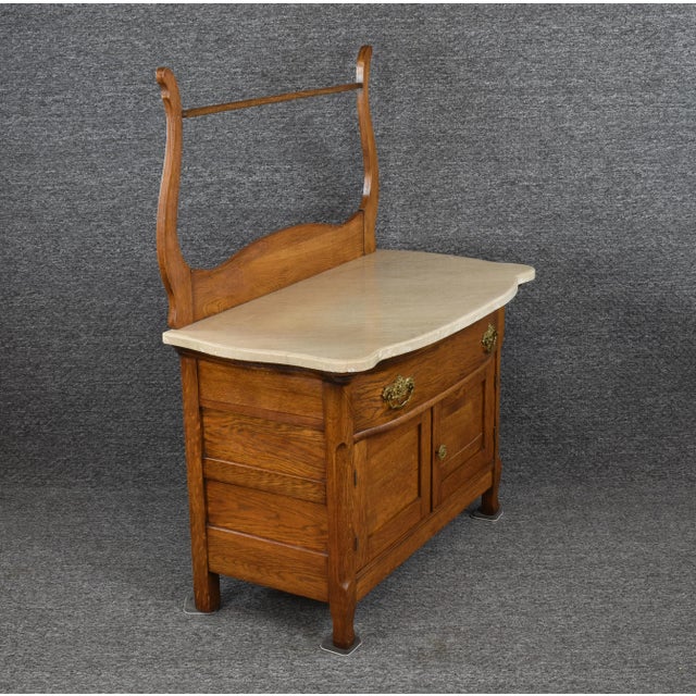 1900 - 1909 Antique Serpentine Marble Top Tiger Oak Dresser Entry Washstand For Sale - Image 5 of 12