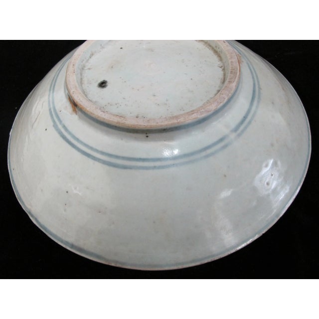 19th Century Chinese Blue Underglaze Porcelain Zhangzhou Swatow Ware 10.75" Shallow Bowl Dish For Sale - Image 5 of 6