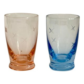 Vintage Starburst Shot Glasses Set of 2 | Blush Pink & Cobalt Blue Glass | Mid Century Barware | Small Cordial Glasses | Retro Entertaining For Sale