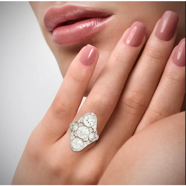 1930s Art Deco Top River Vertical Set 6 Carat Old Euro Cut Diamond and Platinum Ring Size 5.5 For Sale - Image 10 of 10