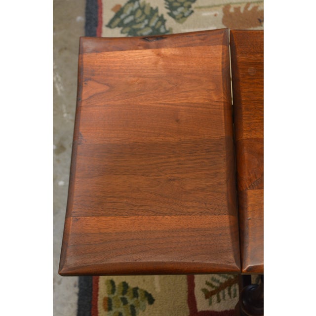 1940s Attributed to Kittinger Carved Walnut Wooden Coffee Table W/ Extending Leaves For Sale - Image 10 of 15