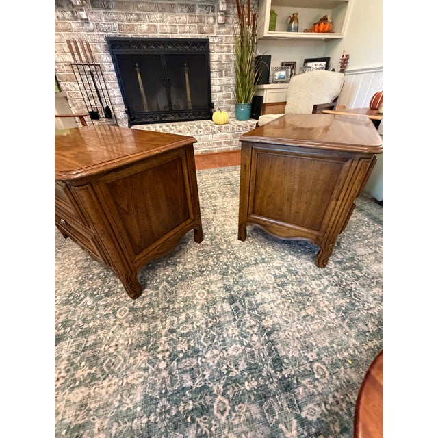 1970s 1970s Drexel Cabernet French Provincial Two-Drawer Nightstands — A Pair For Sale - Image 5 of 12