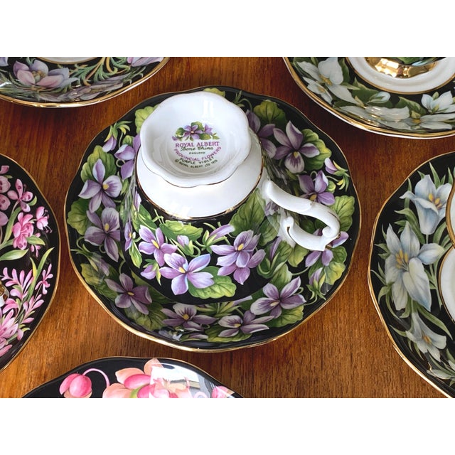 Vintage Tea Service for 8 in English Porcelain with Provincial Flowers Pattern from Royal Albert, England, 1975, Set of 16 For Sale - Image 4 of 8