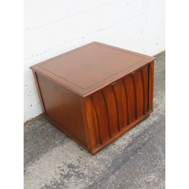 Sears Pacesetter Mid Century Modern Nightstand Side End Lamp Table Commode 6314 For Sale - Image 11 of 12