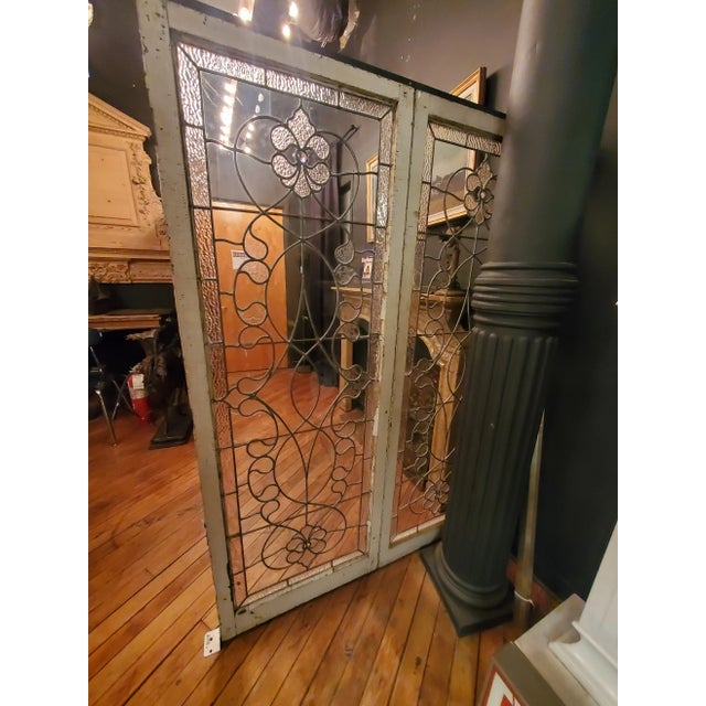 White Pair of Early 20th Century Leaded and Textured Glass Cabinet Doors / Windows For Sale - Image 8 of 11