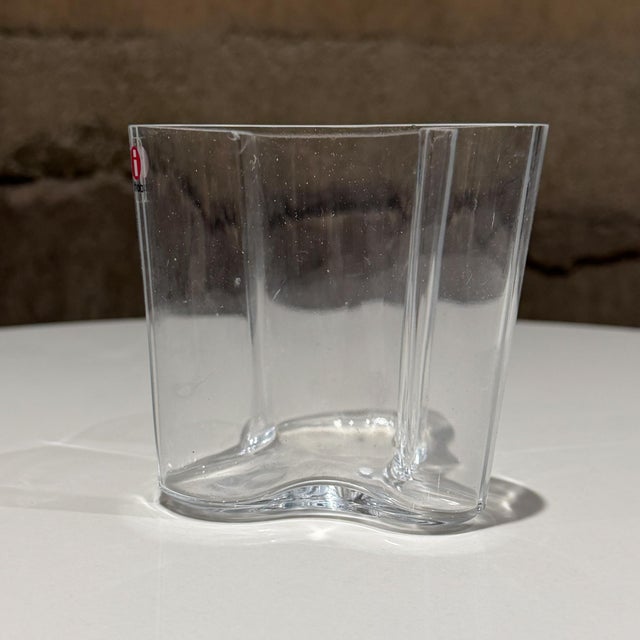 1970s Iittala Alvar Aalto Savoy Clear Vase Scandinavian Mid-Century Modern For Sale - Image 5 of 11