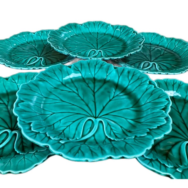 Emerald Vintage English Wedgwood Majolica Plates - Set of 8 For Sale - Image 8 of 9