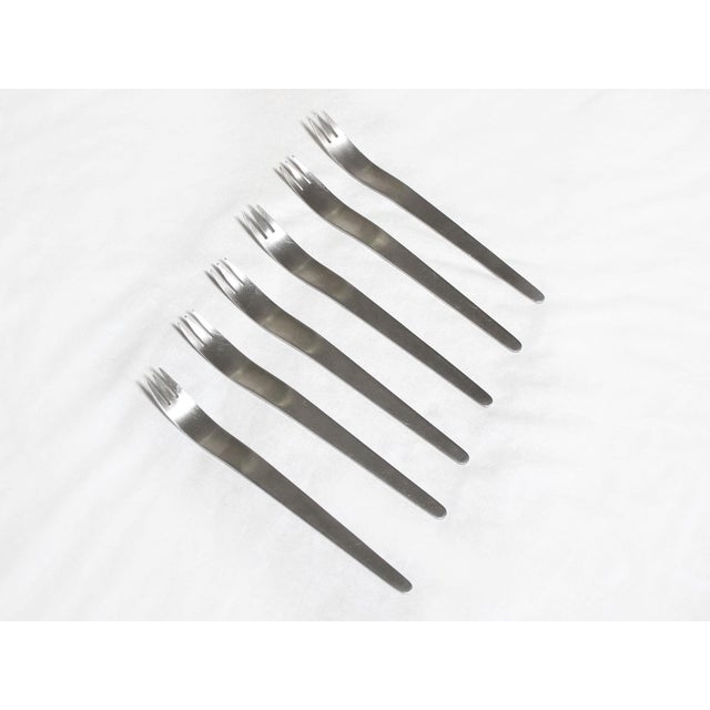 Mid-Century Modern 1960's Arne Jacobsen by Michelsen Space Age Modernist Stainless Steel Flatware - Set of 65 For Sale - Image 3 of 11