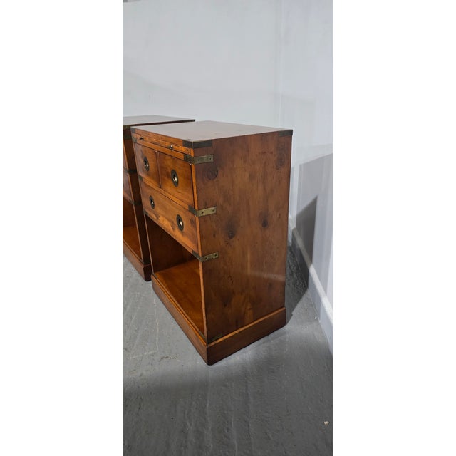 1920s Campaign Yew Bedside Lamp Tables, 1920, Set of 2 For Sale - Image 5 of 11