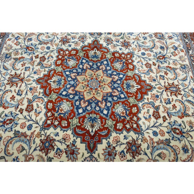 Hand-Knotted Middle Eastern Sarouck Rug For Sale - Image 6 of 13