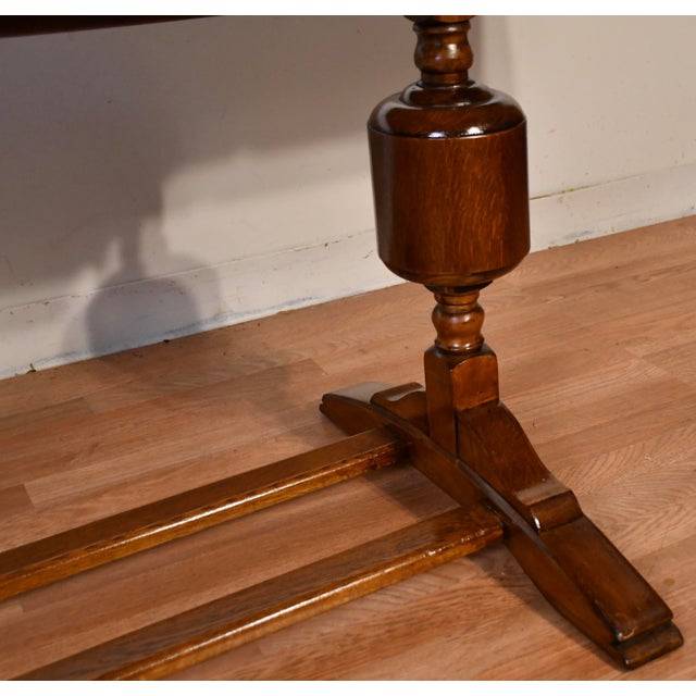 1920s English Traditional Oak Draw-Leaf Dining / Kitchen Table & 4 Chairs Set For Sale - Image 9 of 18