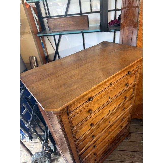 Louis-Philippe Cherrywood Chest of Drawers, 1840, in Very Good conditions. Designed before 1890