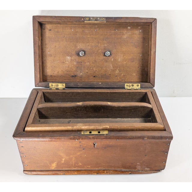 19th Century American Georgian Style Rustic Primitive Wood Box For Sale - Image 11 of 18
