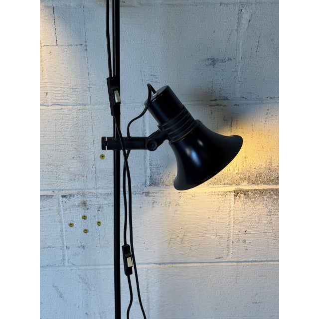 1970s Black Metal Dual Shade Floor Lamp Mid-Century Modern 1970s For Sale - Image 5 of 10