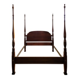 Example of Four Poster and Canopy Beds