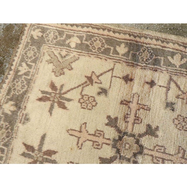 Cream Galerie Shabab Collection Mid-20th Century Handmade Turkish Oushak Runner For Sale - Image 8 of 10