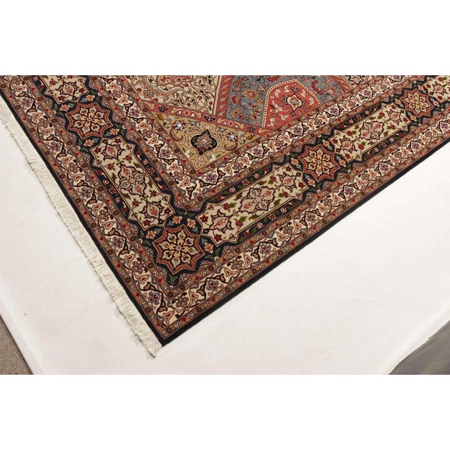 Textile Middle Eastern Rug in Pure Wool For Sale - Image 7 of 11