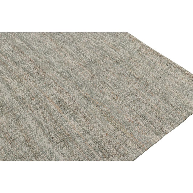 2010s Rug & Kilim’s Contemporary Kilim Rug in Gray & White For Sale In New York - Image 6 of 8