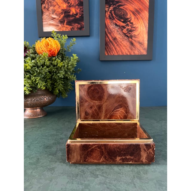 1970s Vintage Red Alabaster & Brass Mounted Jewelry Box For Sale - Image 5 of 14