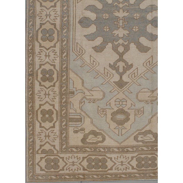 Turkish Vintage Circa 1940 Turkish Oushak Area Rug 4ft 5in X 7'ft 4in For Sale - Image 3 of 10