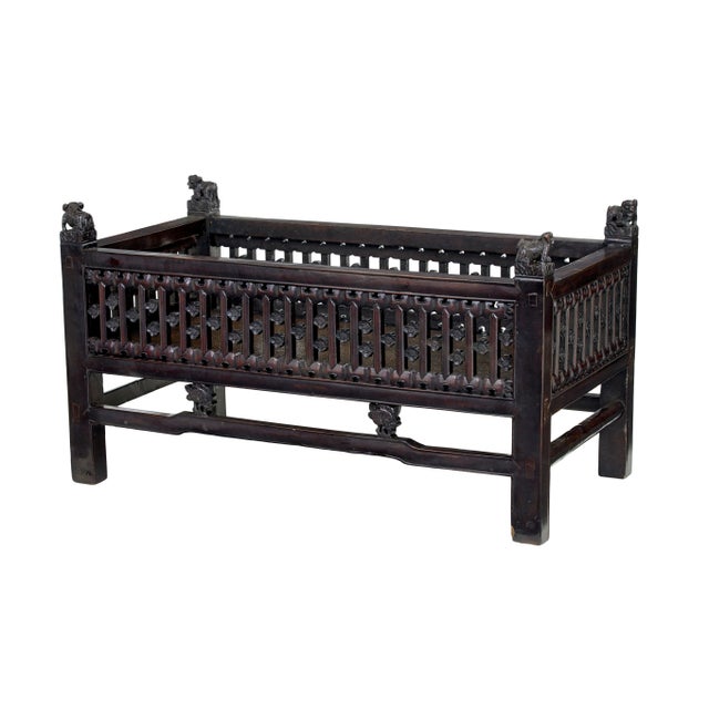 19th Century Chinese Lacquered Children's Bed, 1890 For Sale - Image 6 of 9